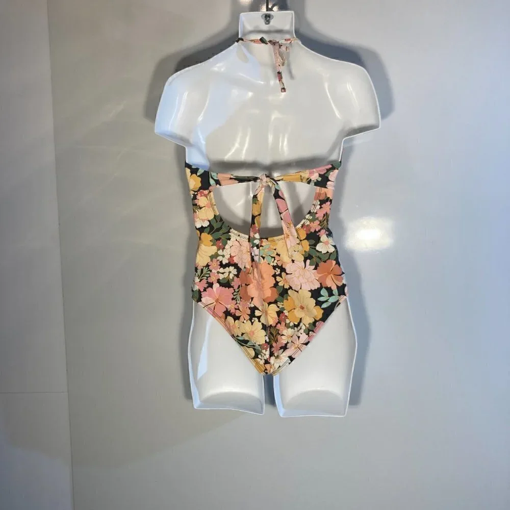 Shade & Shore NWOT SZM Black Floral Halter One Piece Figure Flattering Swimsuit